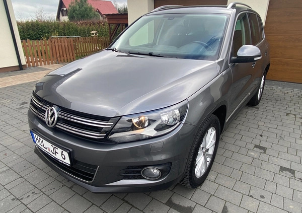 Volkswagen Tiguan cena 45900 przebieg: 152317, rok produkcji 2011 z Chełmno małe 497